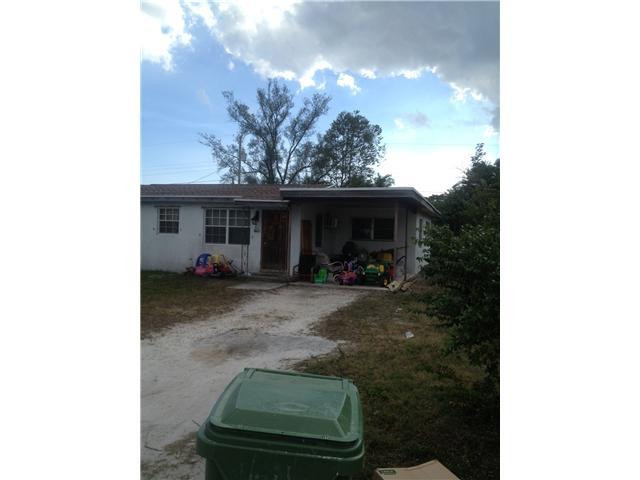 VILLAGE OF PALM SPRING - Residential