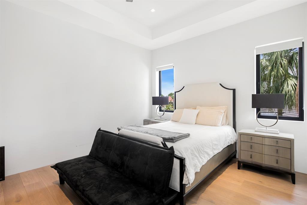 FRENCHMANS CREEK PAR B - Residential