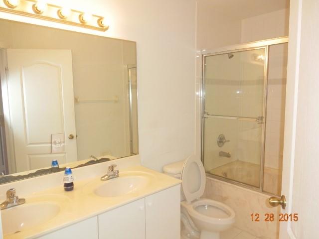 MELROSE POINT CONDO - Residential