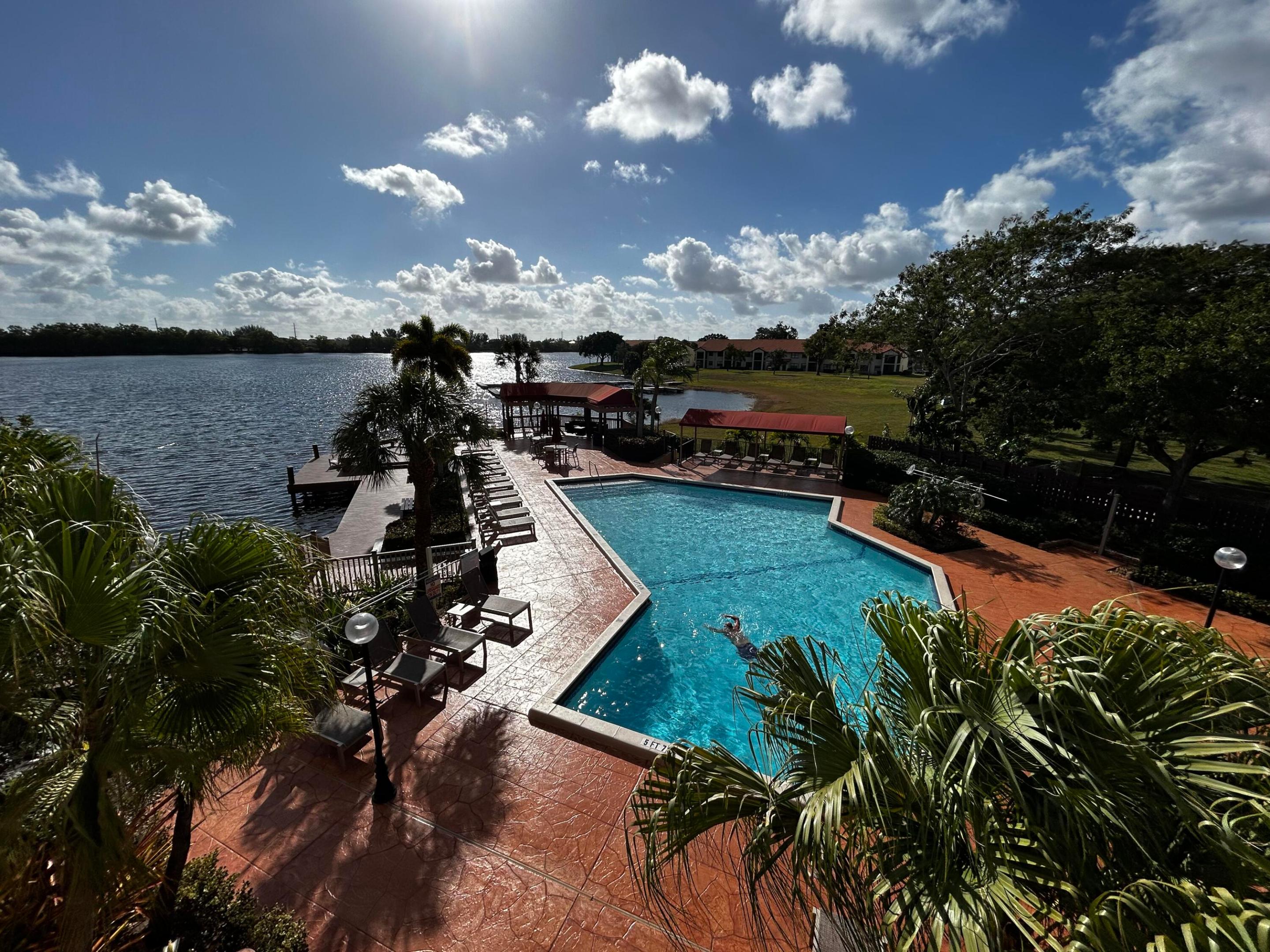 INDEPENDENCE BAY REPUBLIC SQUARE CONDO - Residential