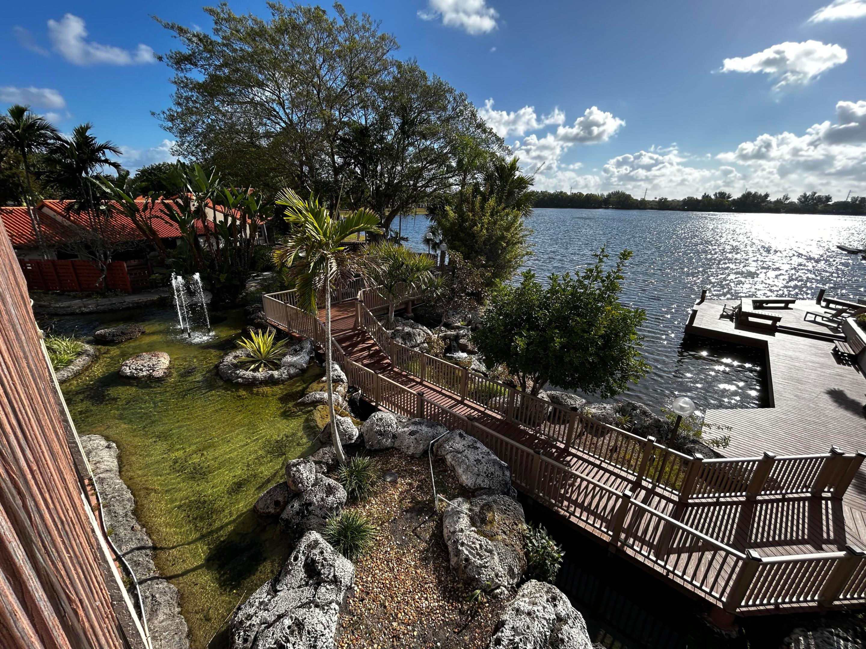 INDEPENDENCE BAY REPUBLIC SQUARE CONDO - Residential