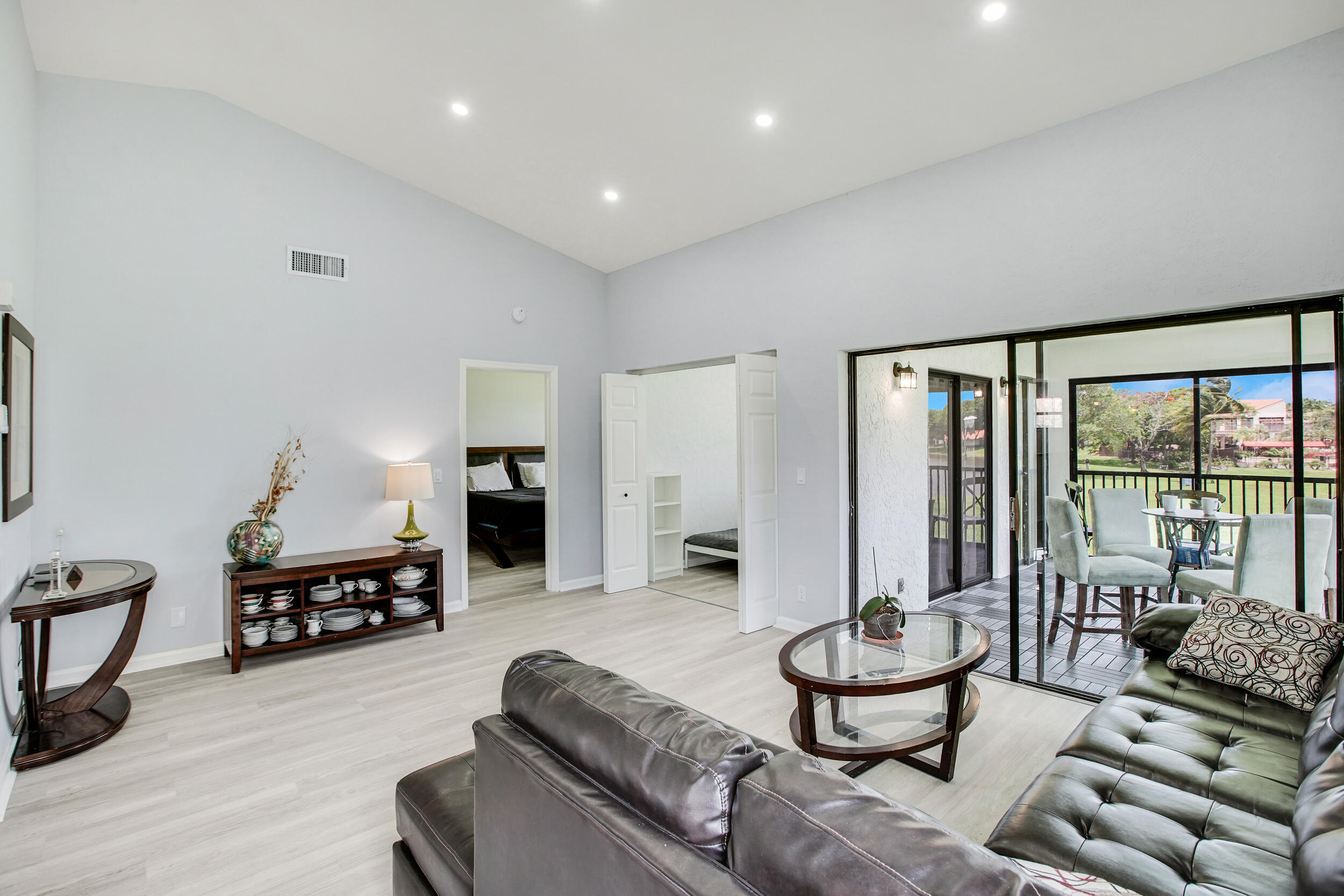 INDEPENDENCE BAY REPUBLIC SQUARE CONDO - Residential