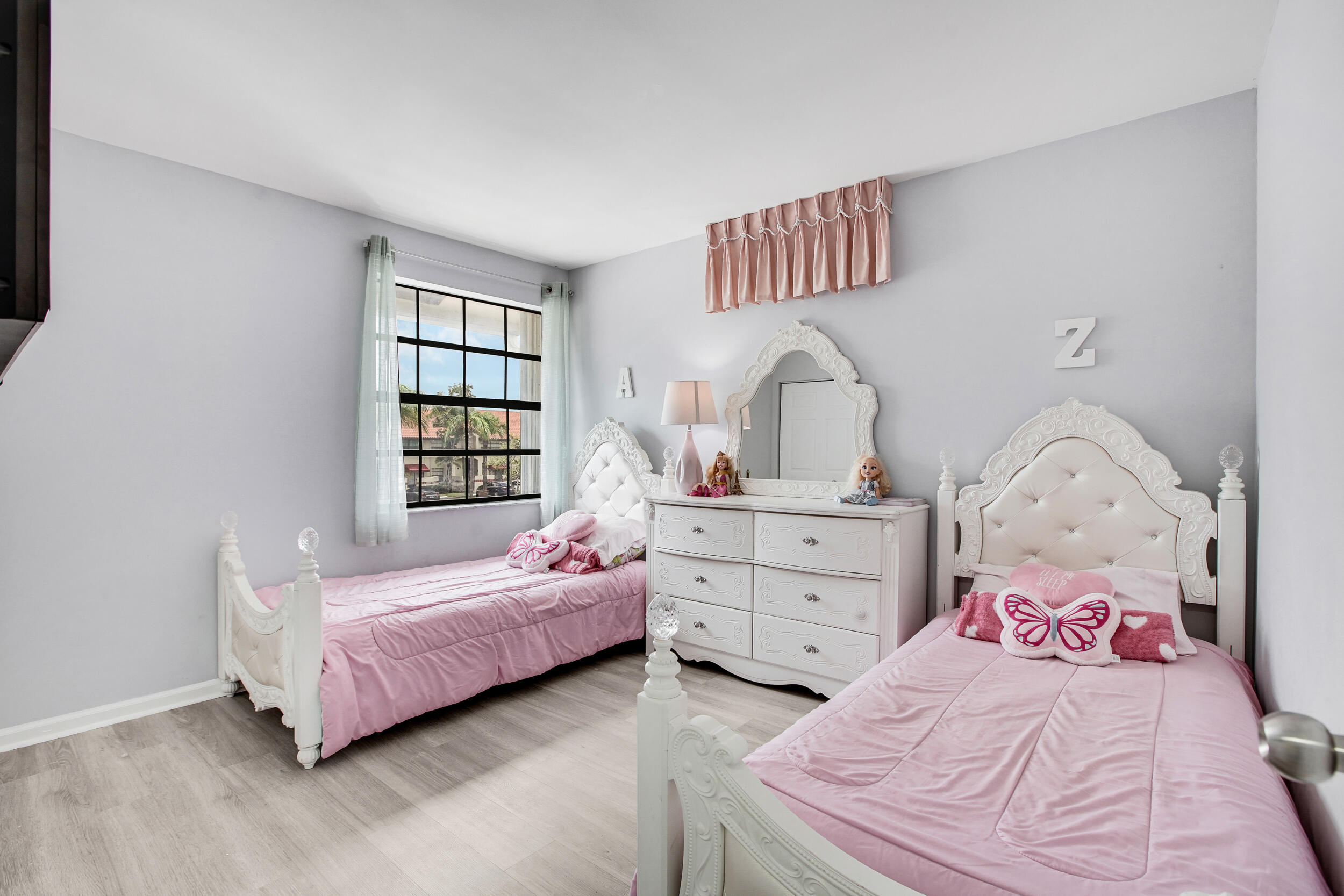 INDEPENDENCE BAY REPUBLIC SQUARE CONDO - Residential