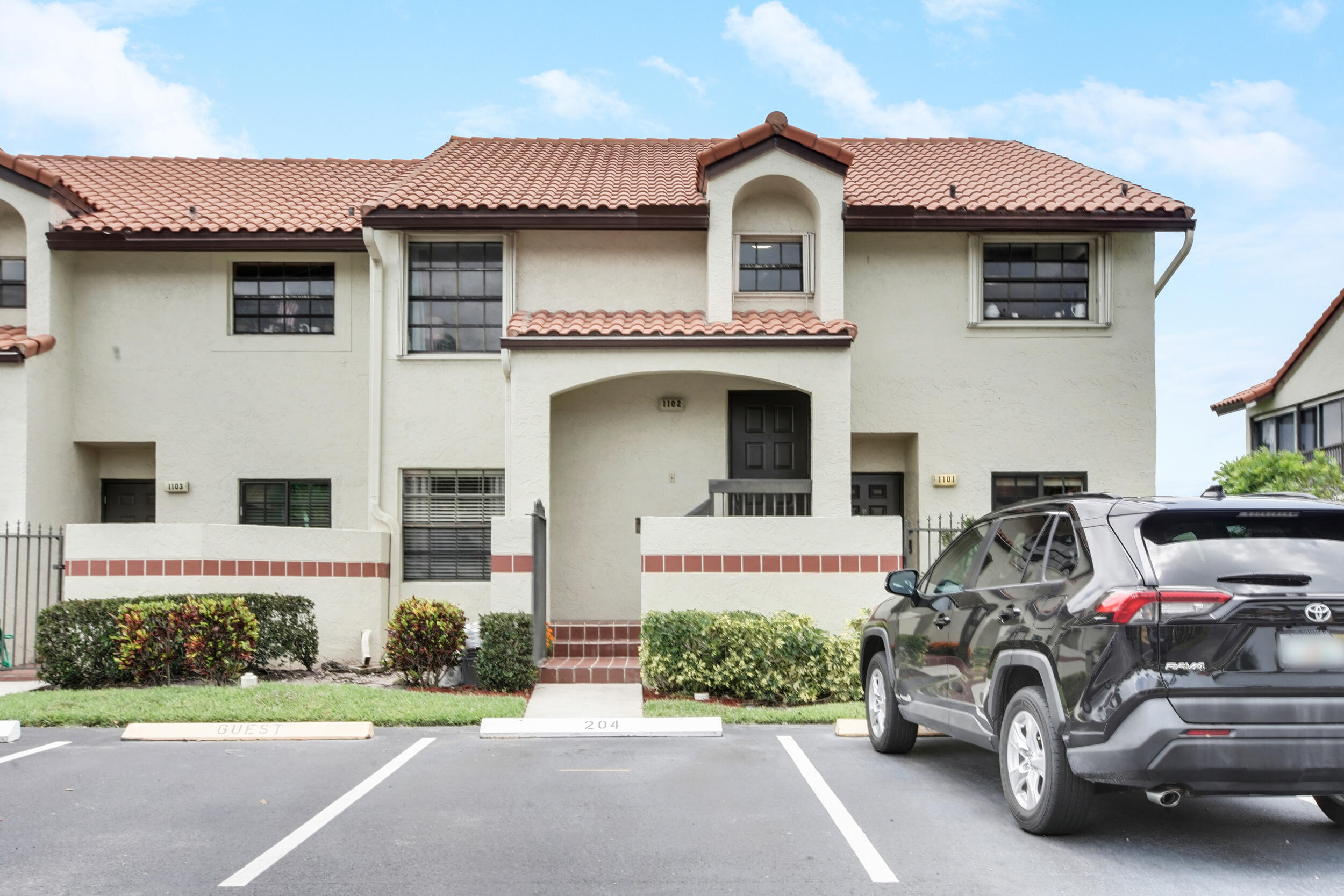 INDEPENDENCE BAY REPUBLIC SQUARE CONDO - Residential