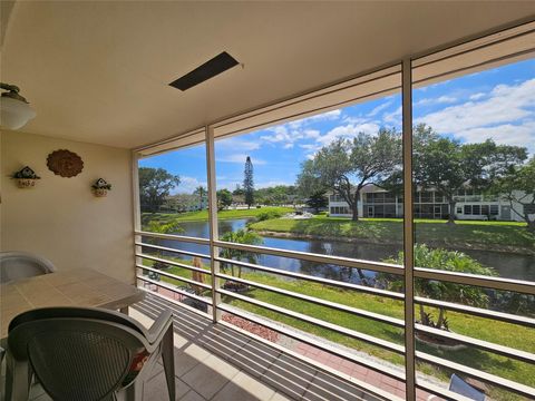 A home in Deerfield Beach