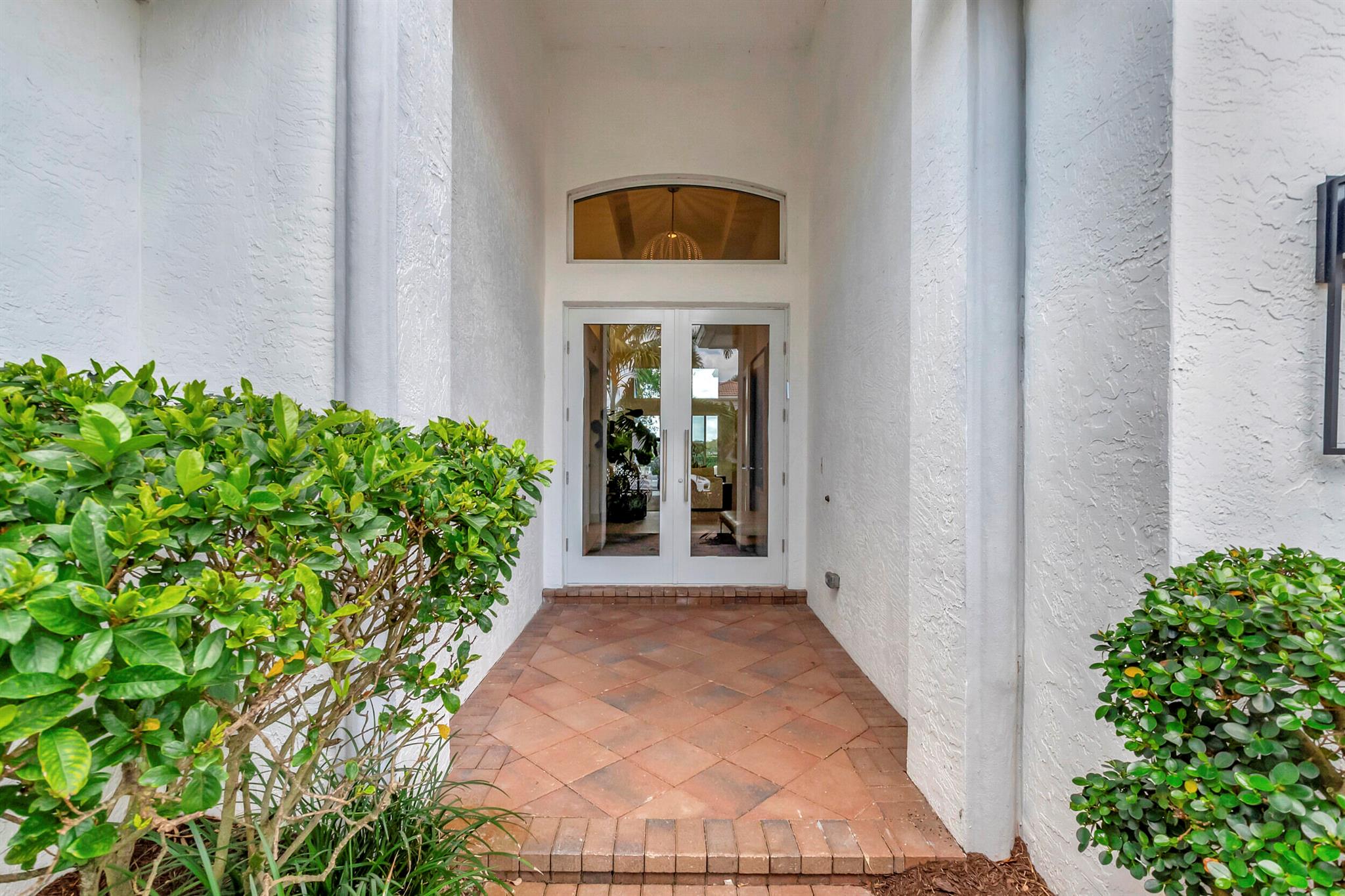 4114 NW Briarcliff Circle