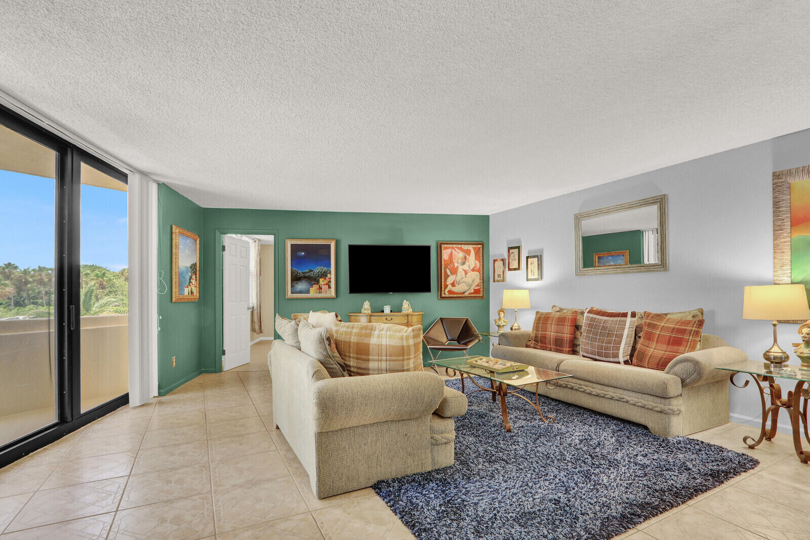 2800 N Ocean Drive A-2b