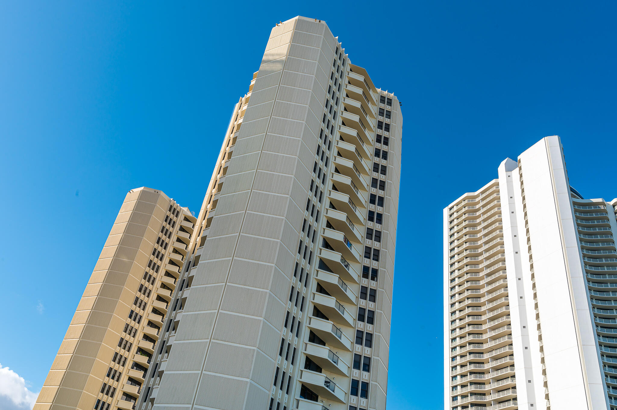 PHOENIX TOWERS CONDO - Residential