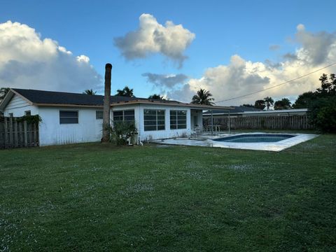 A home in Lake Worth