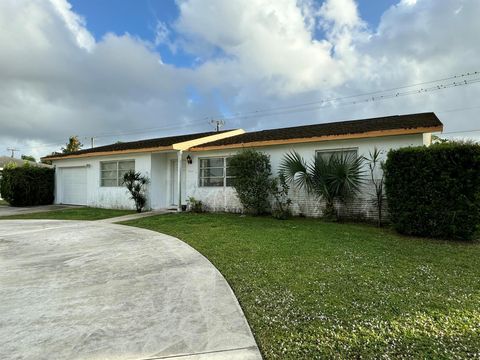 A home in Lake Worth