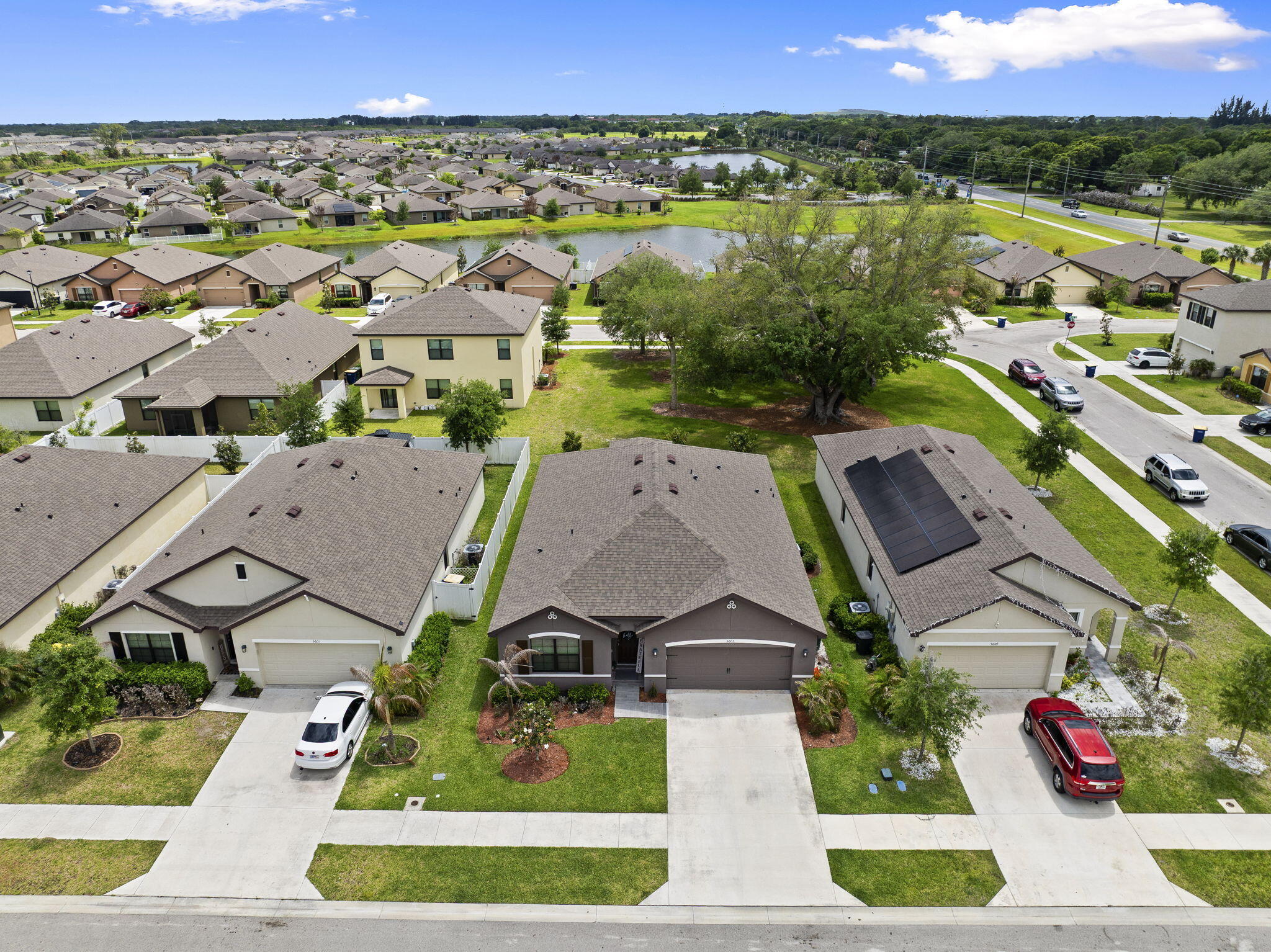 CELEBRATION POINTE - Residential