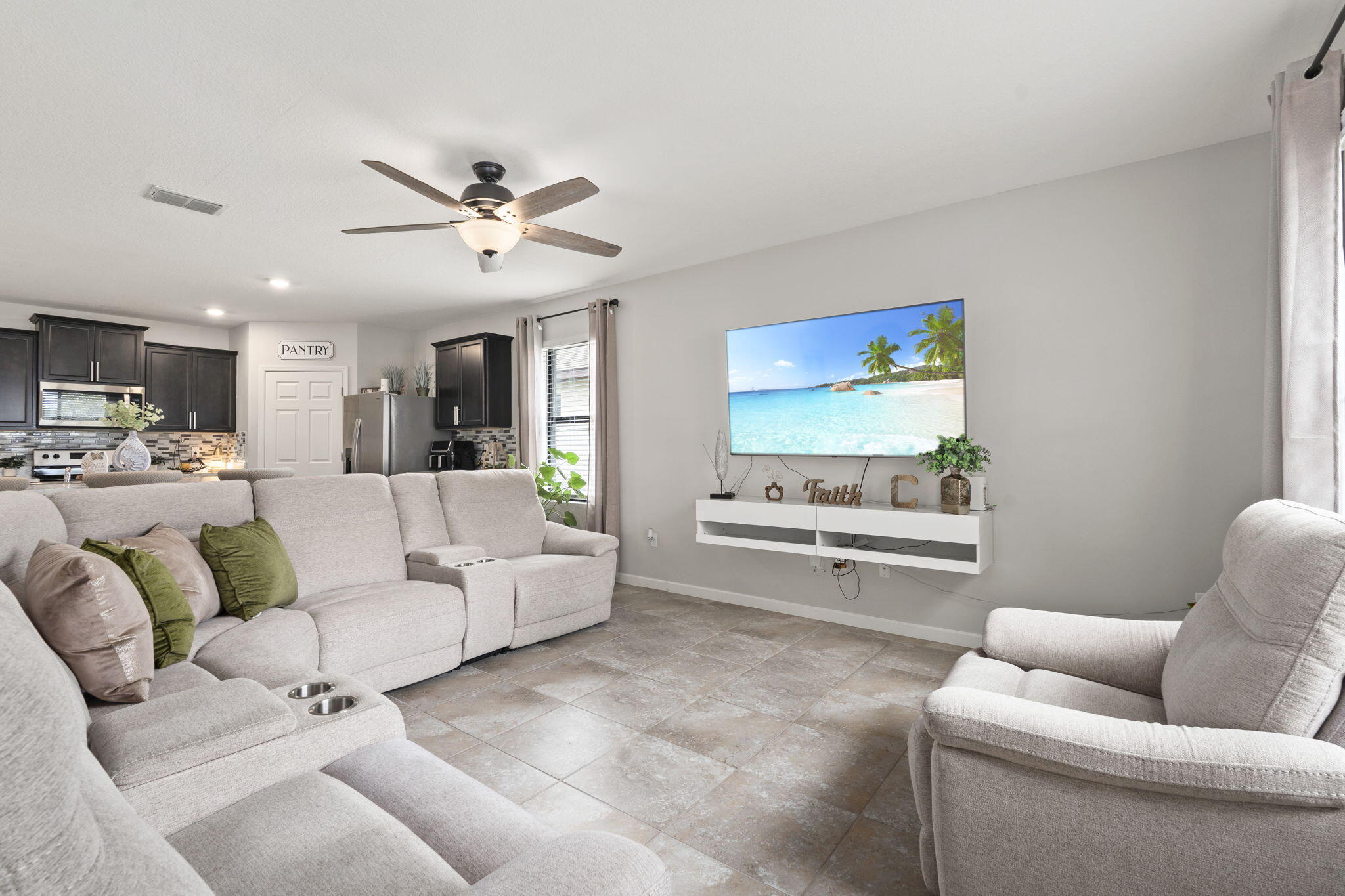 CELEBRATION POINTE - Residential