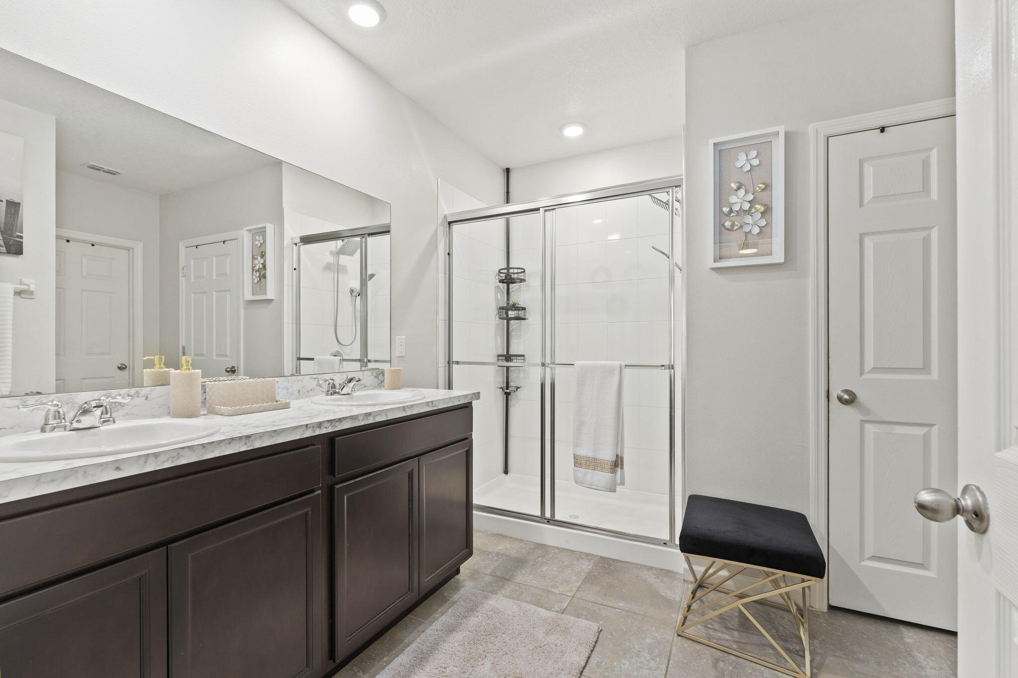 CELEBRATION POINTE - Residential