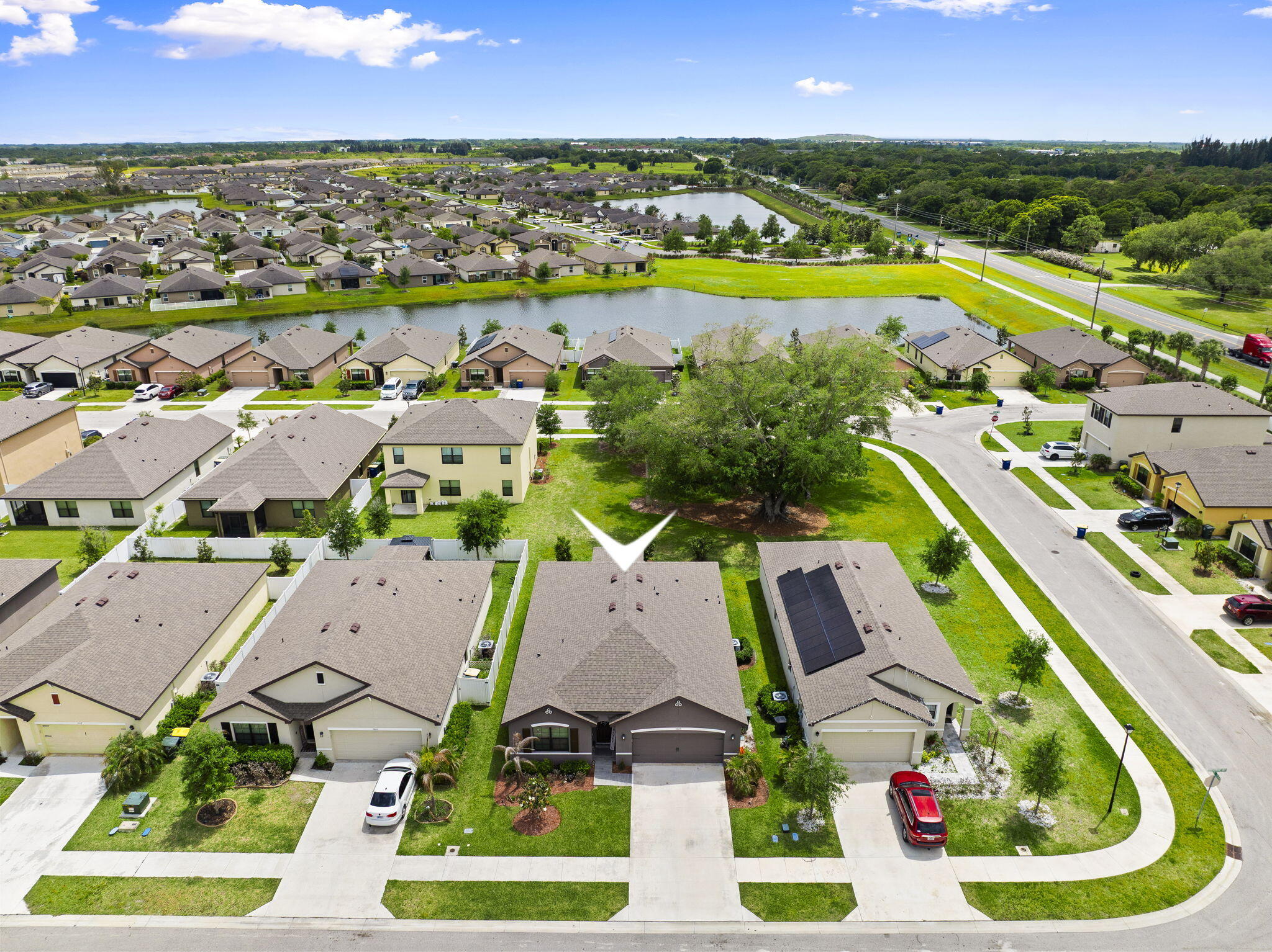 CELEBRATION POINTE - Residential