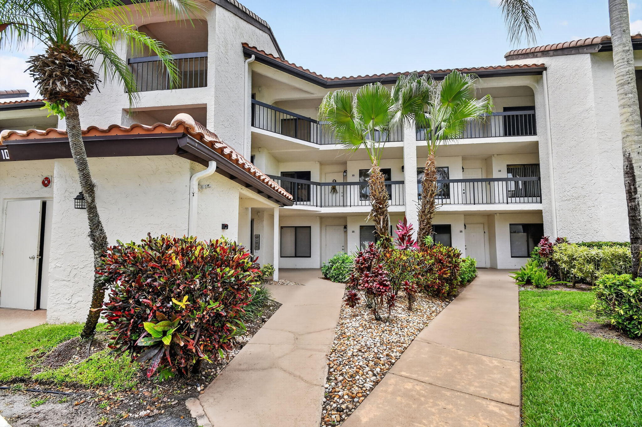 10173 Mangrove Drive 204