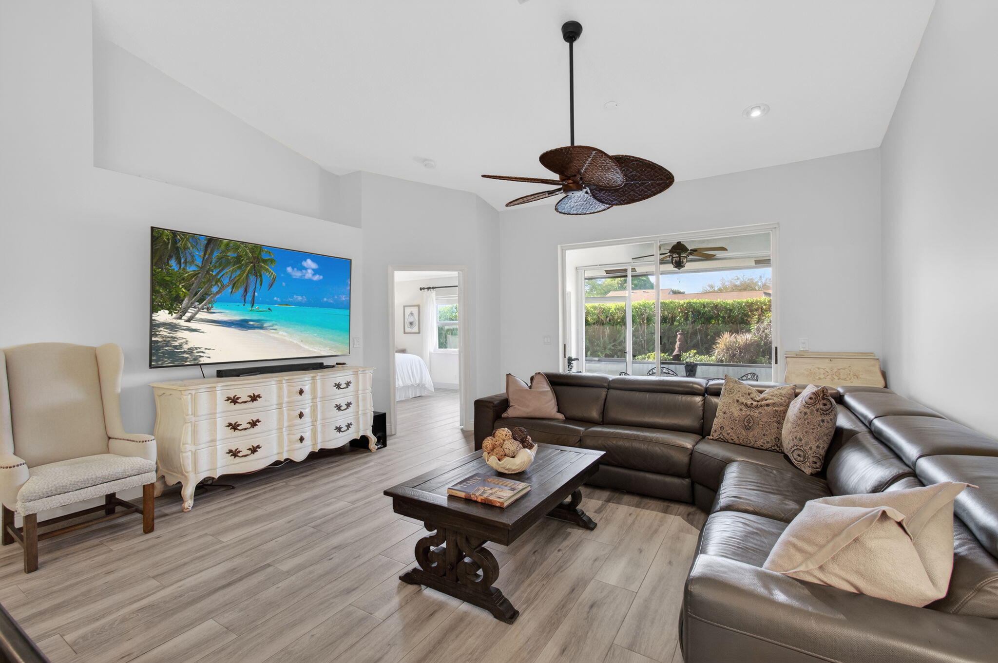 Villa San Remo Boca Azul PH 4 and 5 - Residential