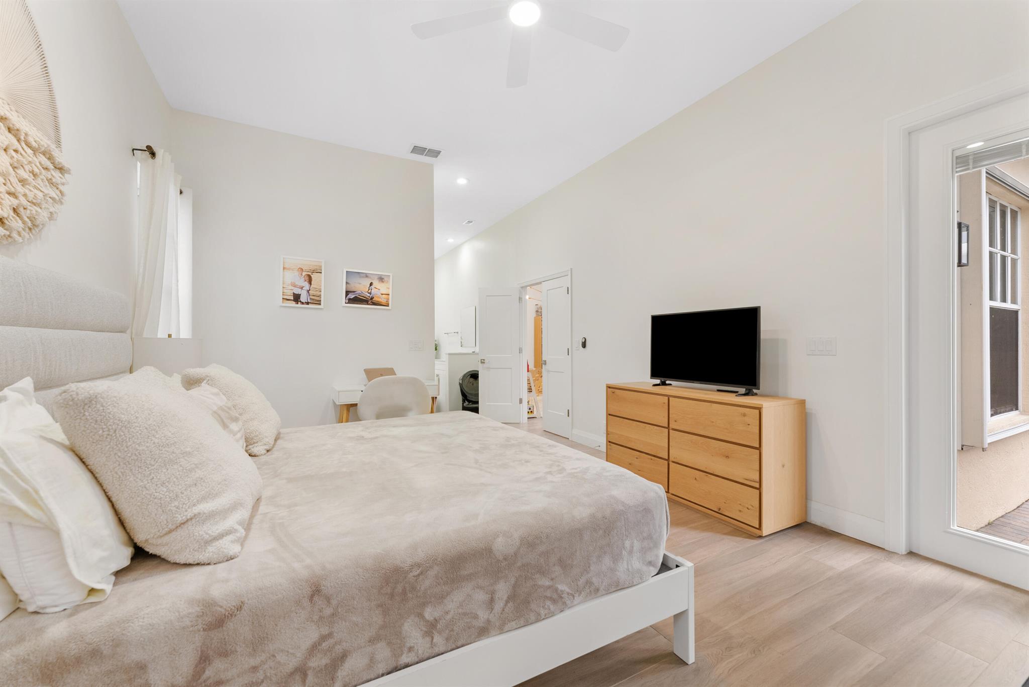 SOUTHAMPTON - Residential