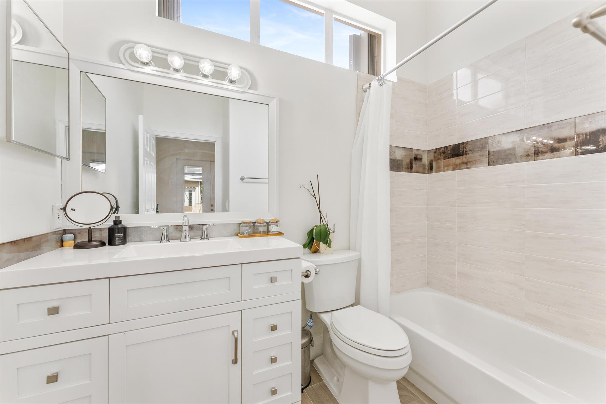 SOUTHAMPTON - Residential