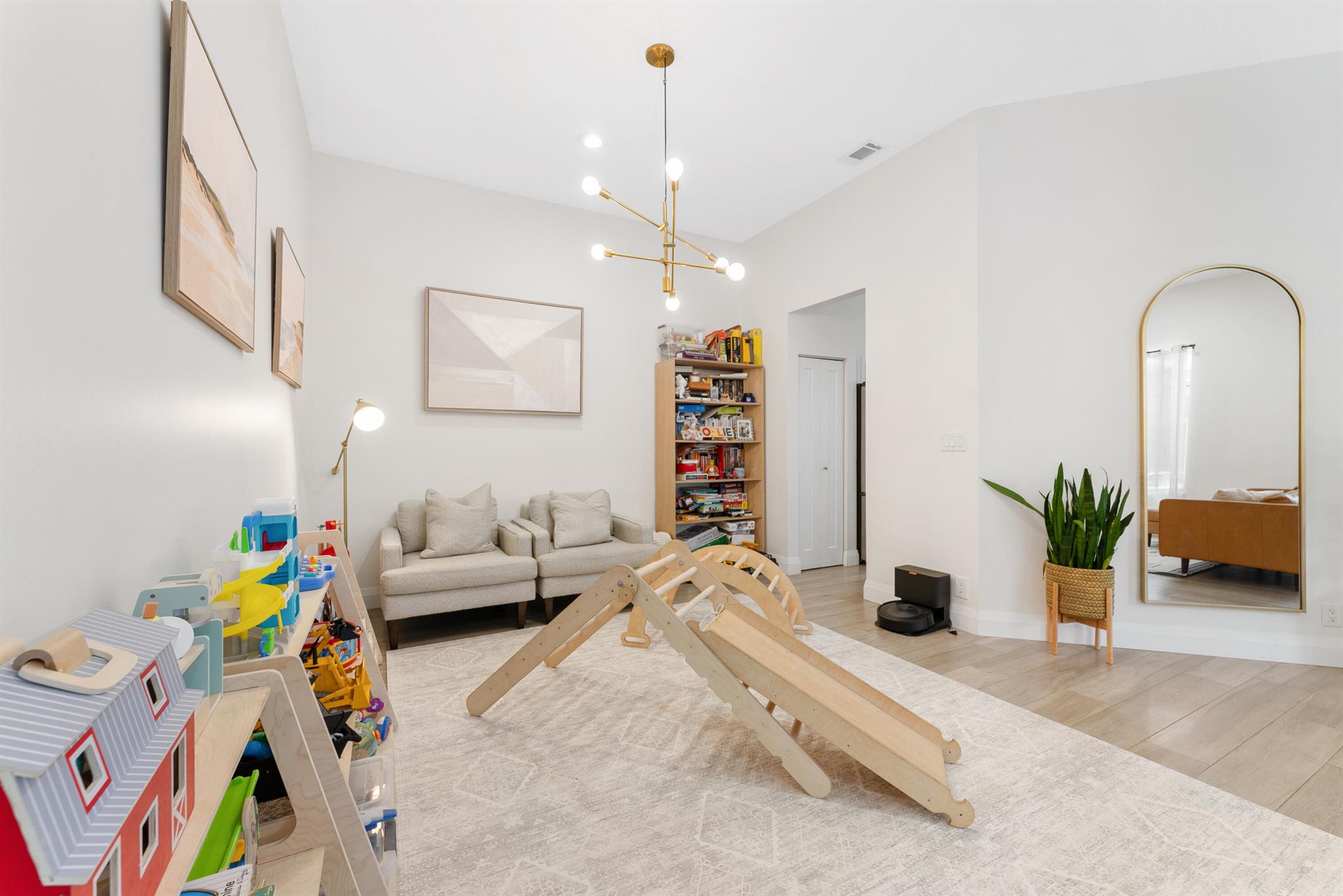 SOUTHAMPTON - Residential