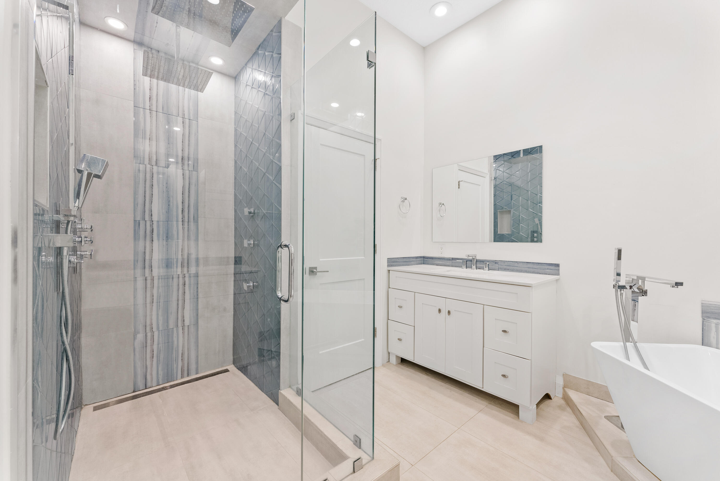 SOUTHAMPTON - Residential