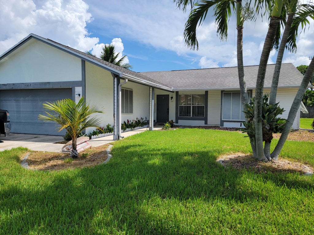 Photo of 167 Wandering Trail, Jupiter, FL 33458 (MLS # R11116463)