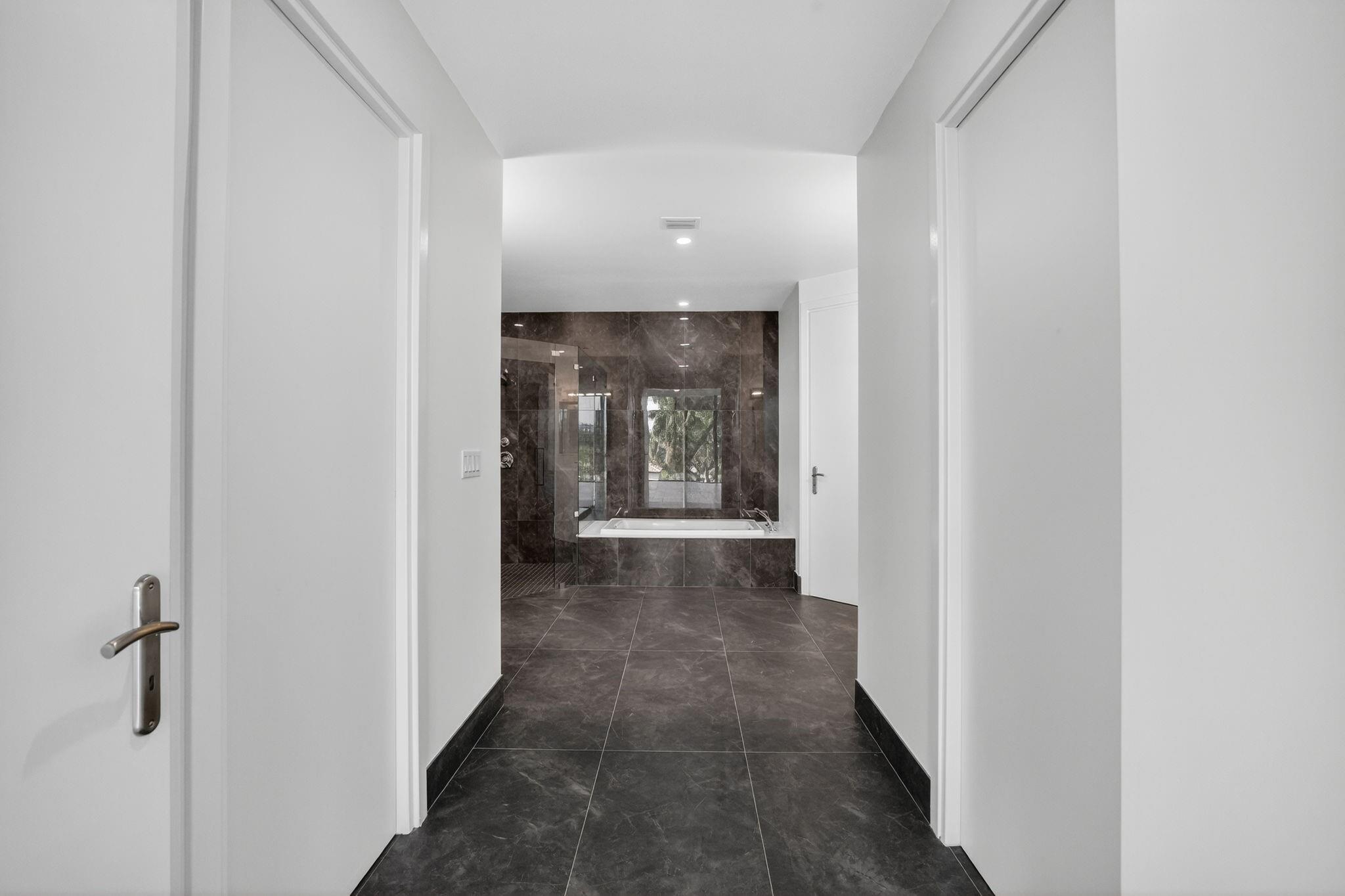 Aqualuna - Residential