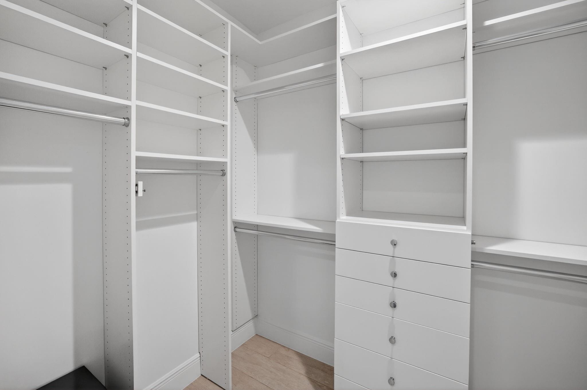 Aqualuna - Residential