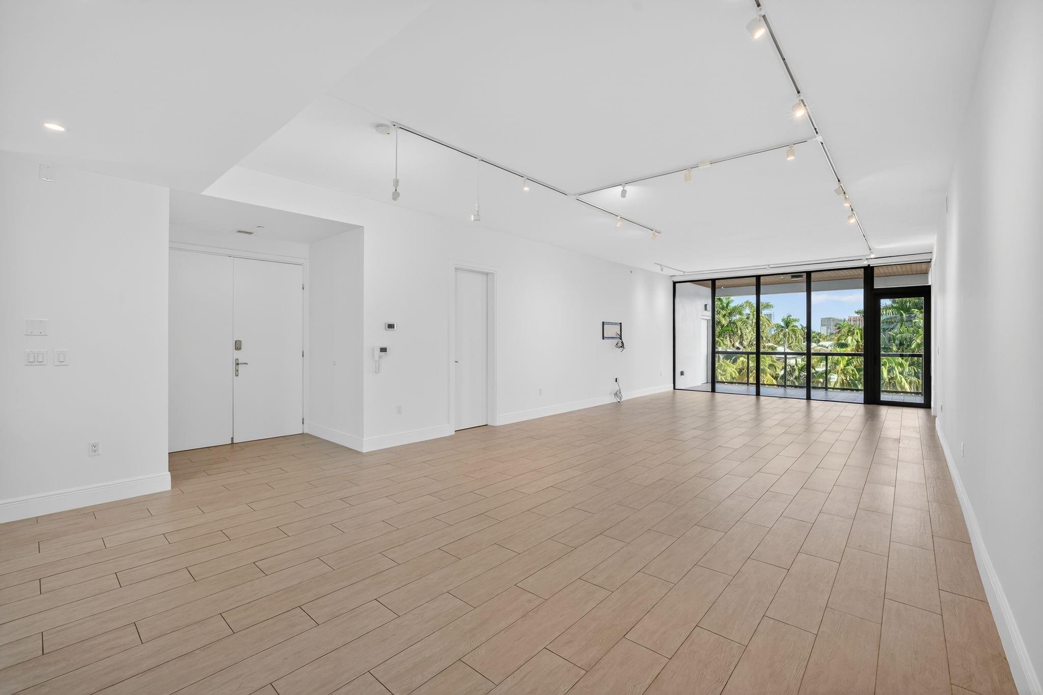 Aqualuna - Residential