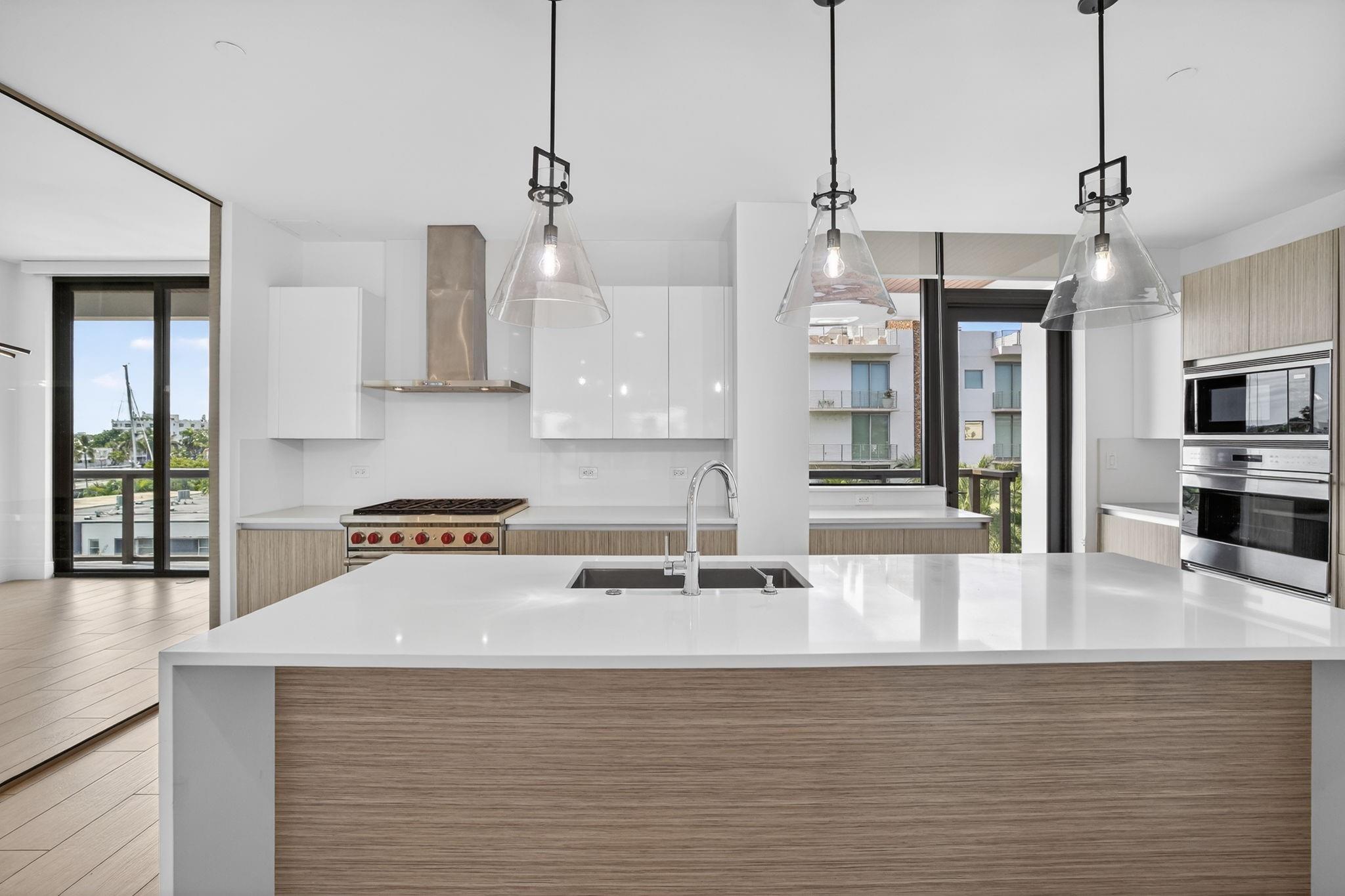 Aqualuna - Residential