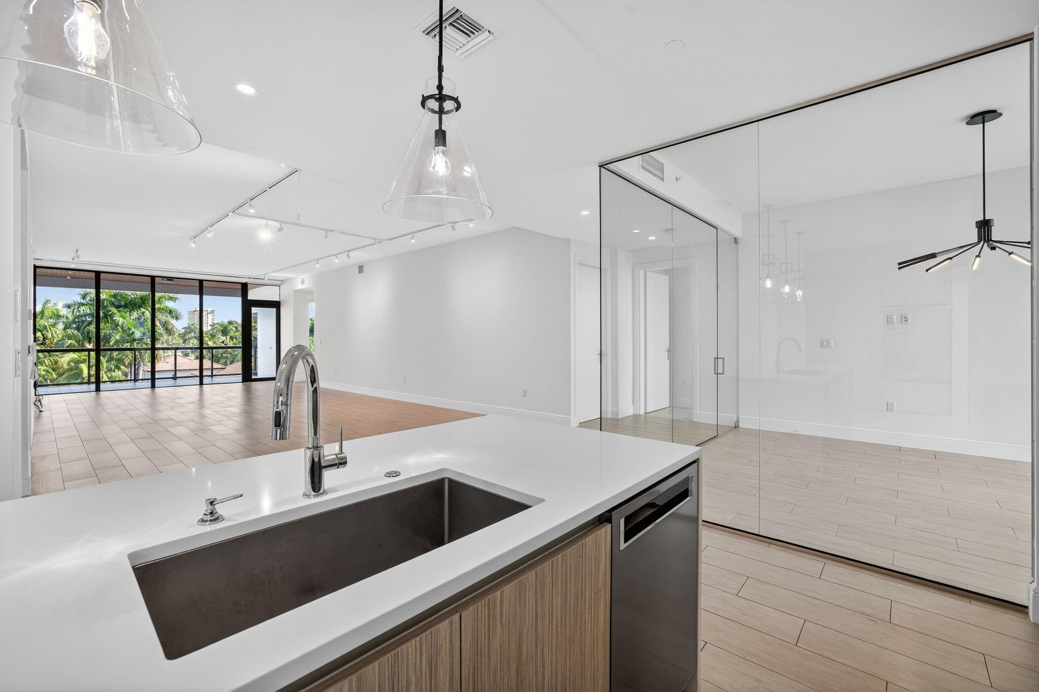 Aqualuna - Residential