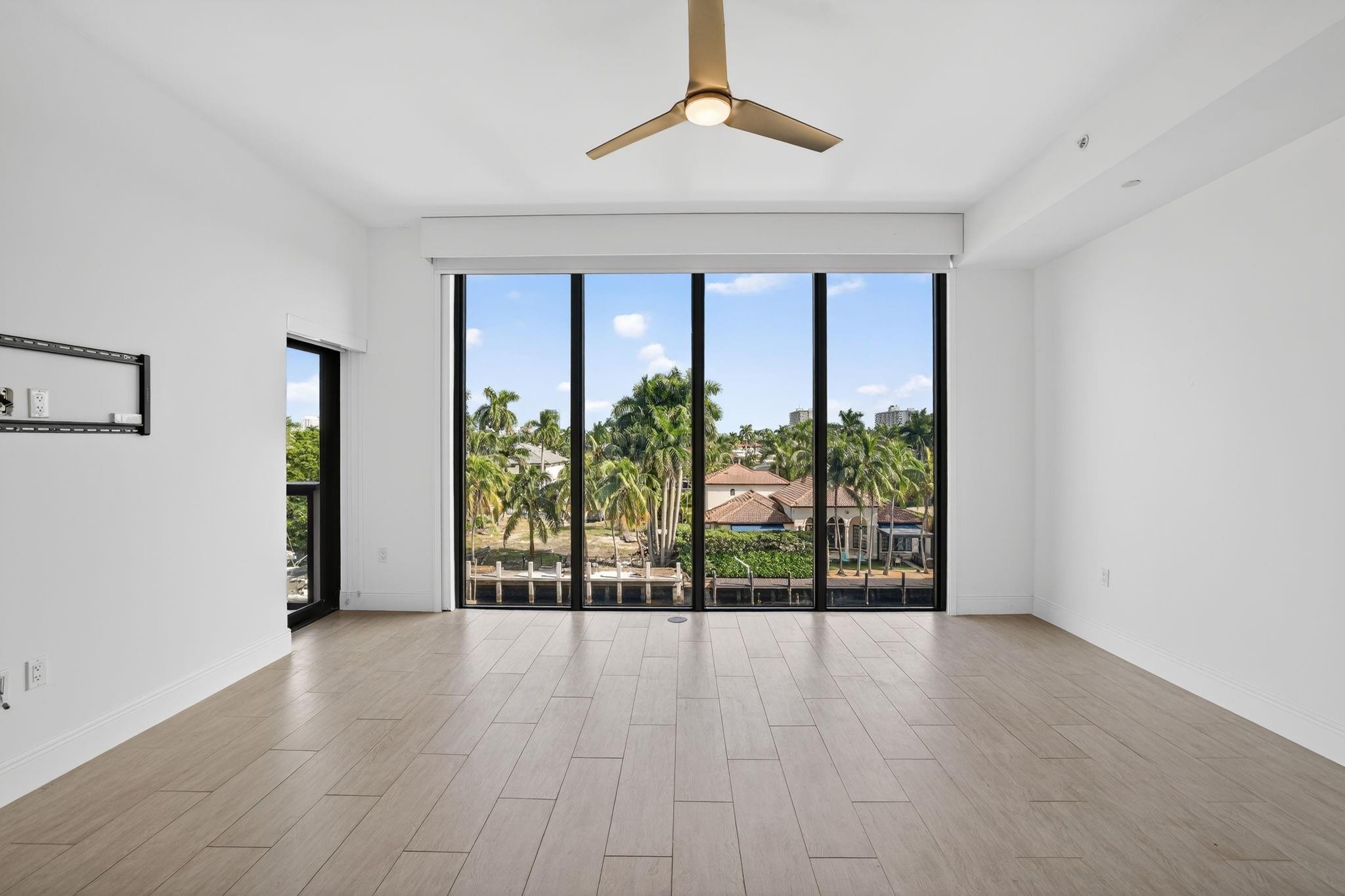 Aqualuna - Residential