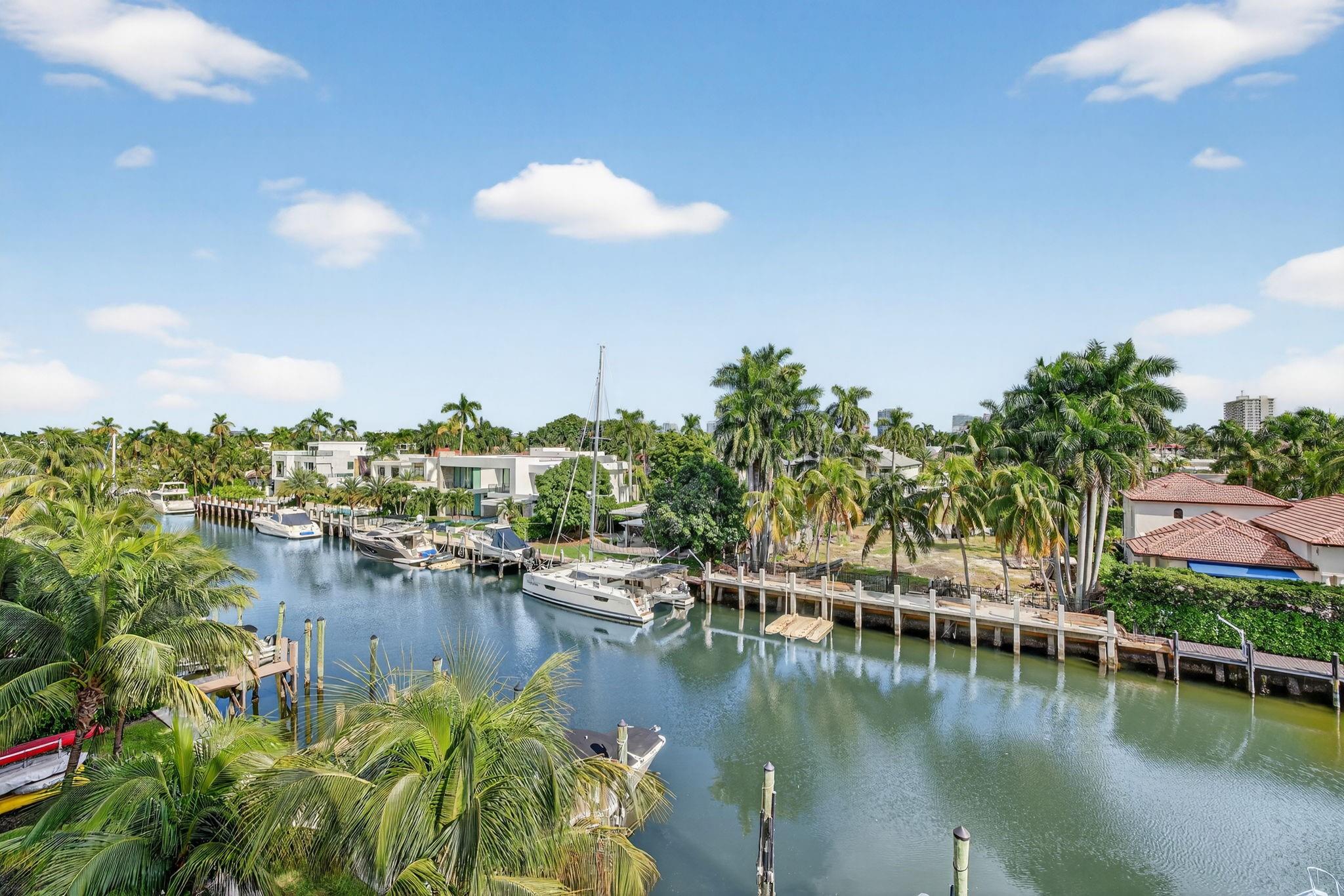 Aqualuna - Residential