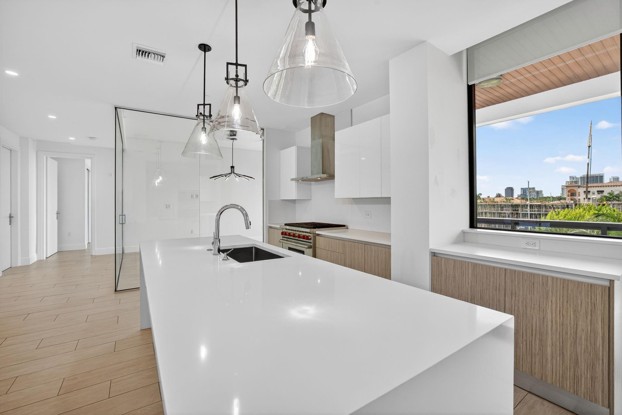 Aqualuna - Residential