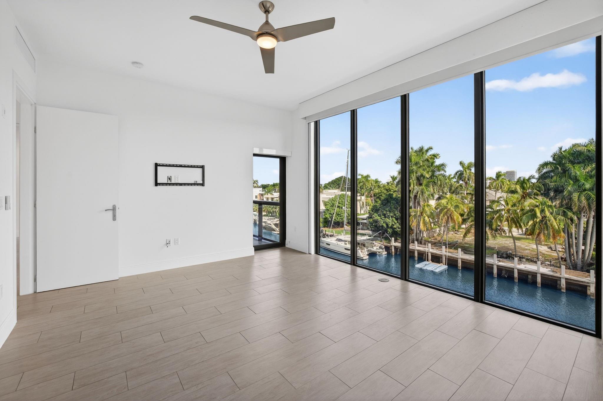 Aqualuna - Residential