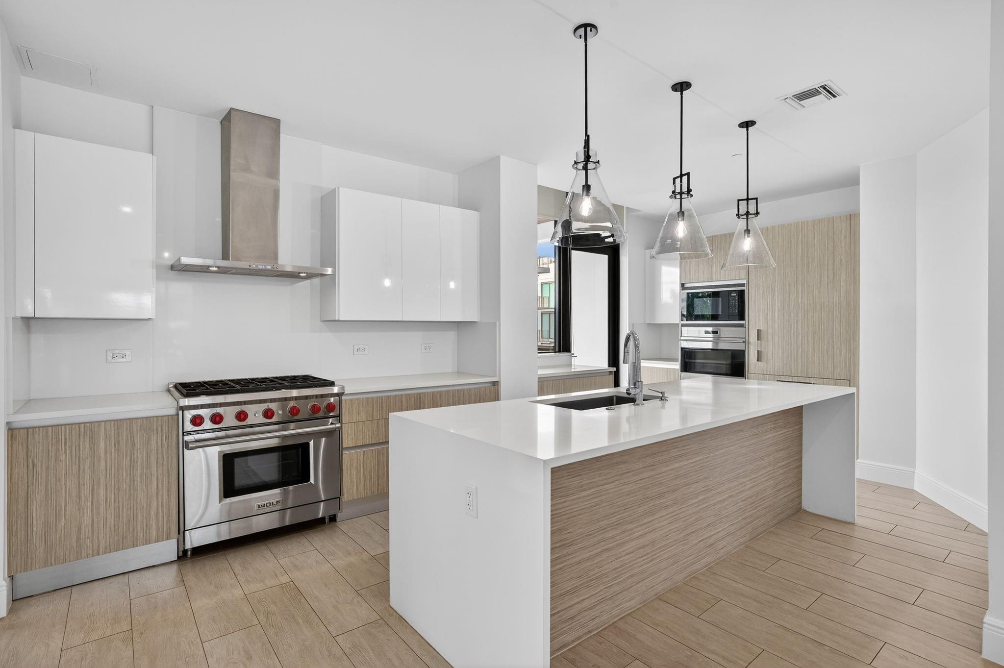 Aqualuna - Residential