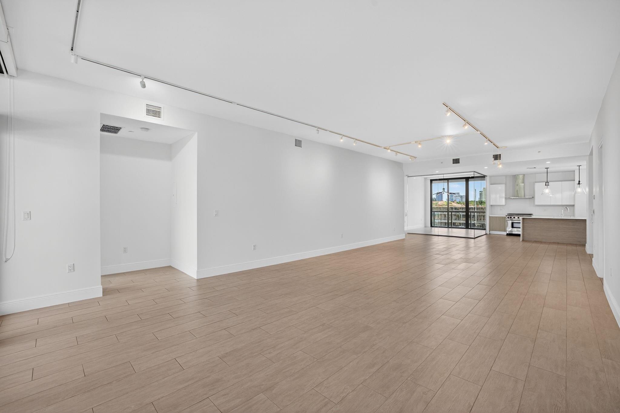 Aqualuna - Residential