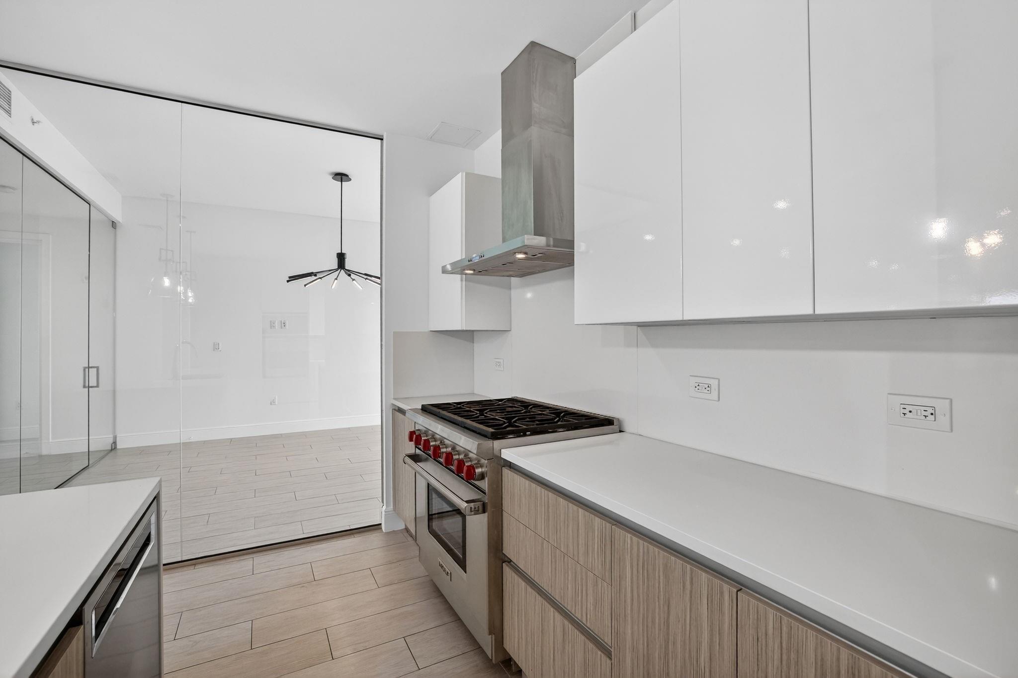 Aqualuna - Residential