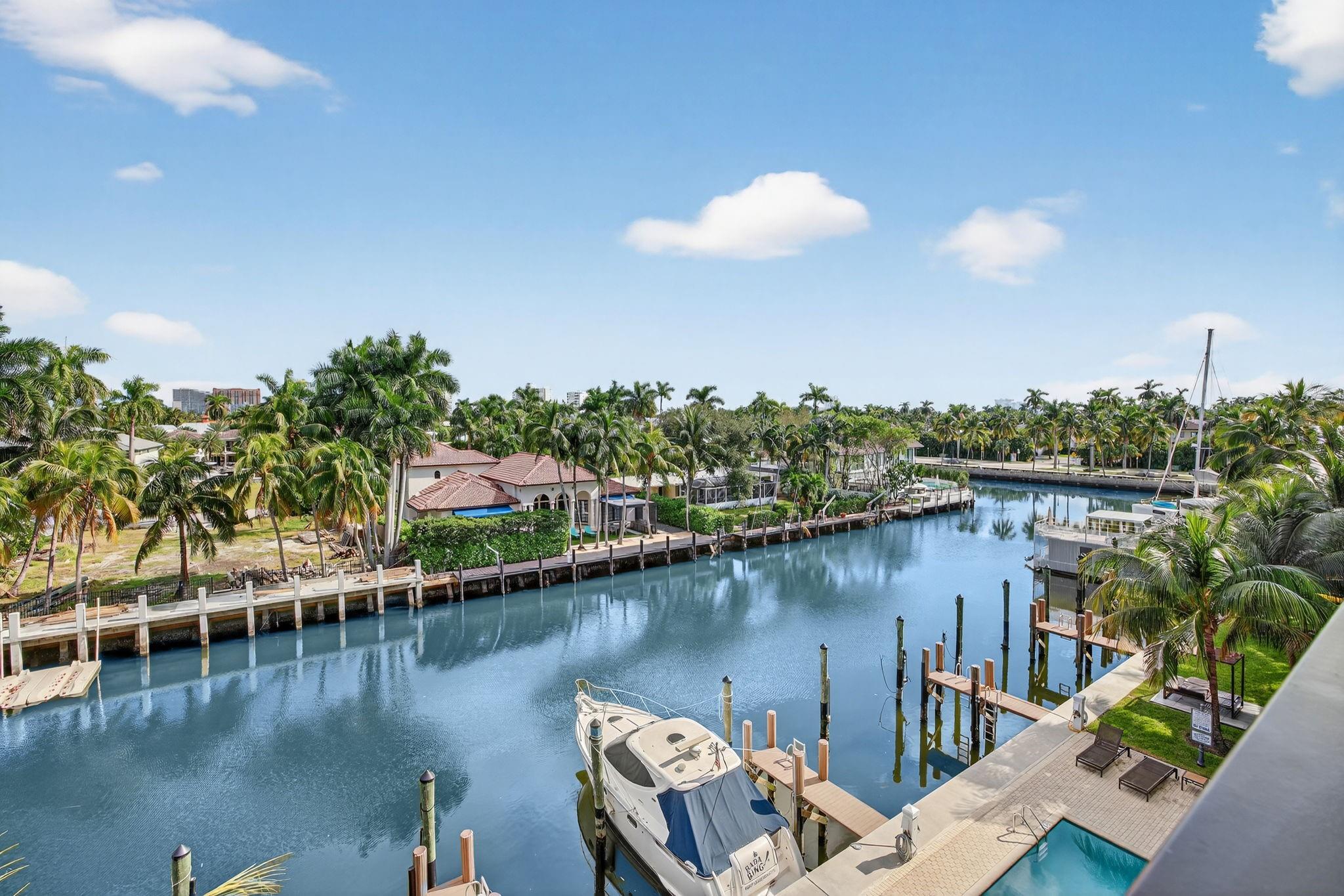 Aqualuna - Residential