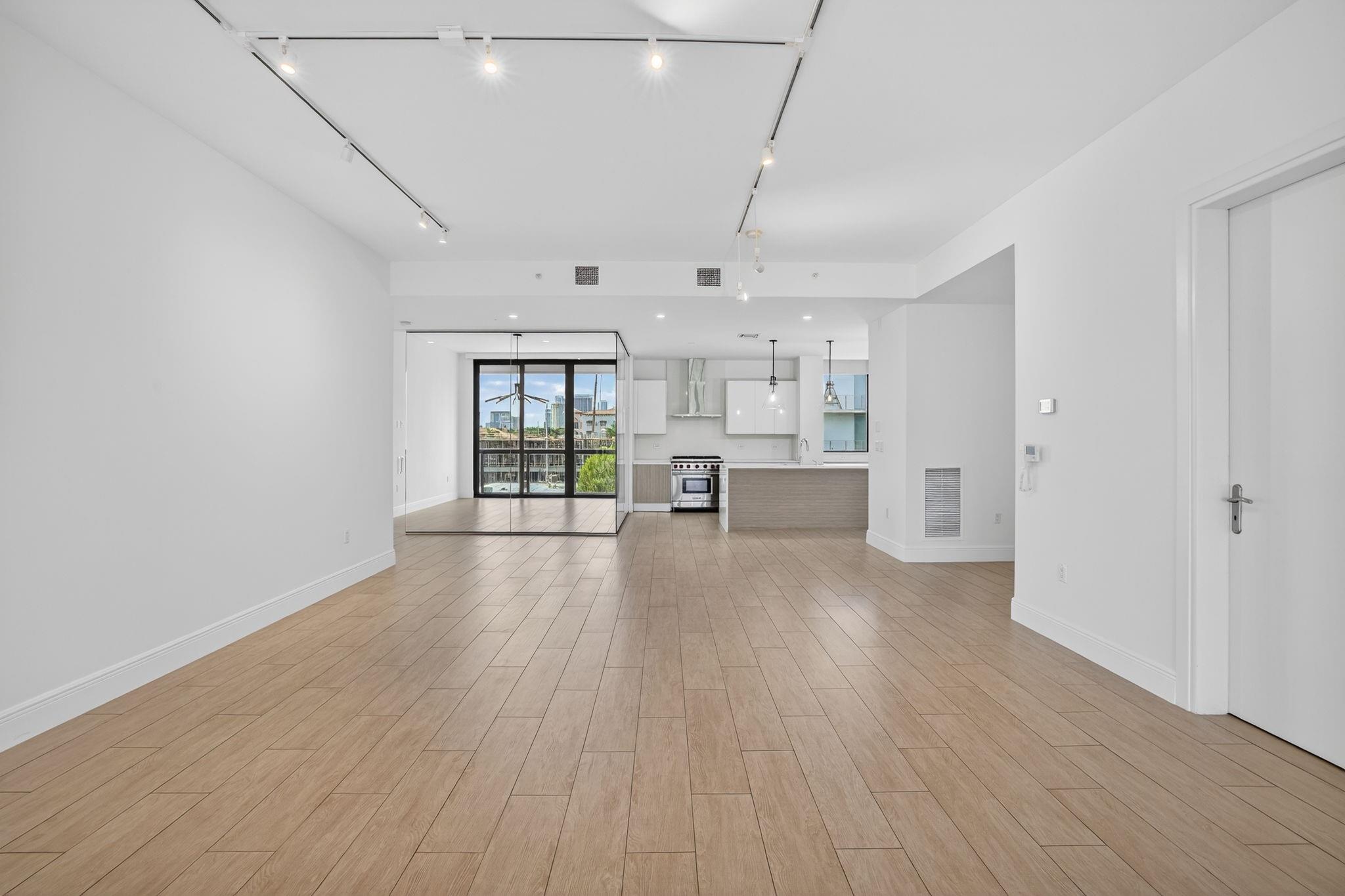 Aqualuna - Residential