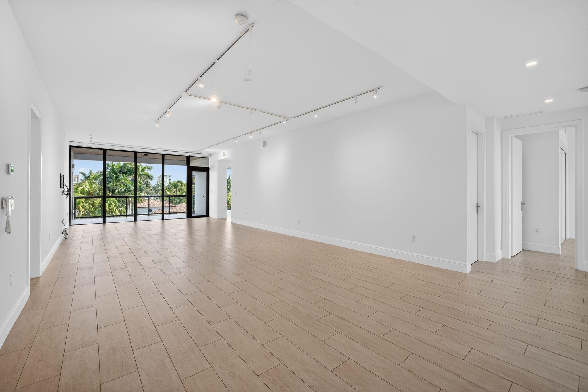 Aqualuna - Residential