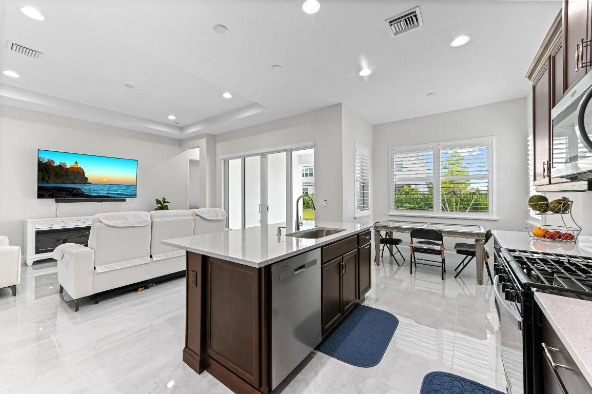 PINES OF WESTLAKE - Residential Lease