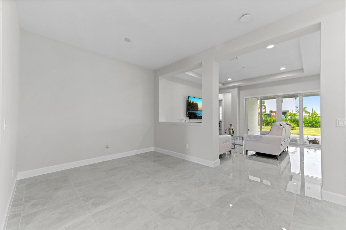 PINES OF WESTLAKE - Residential Lease