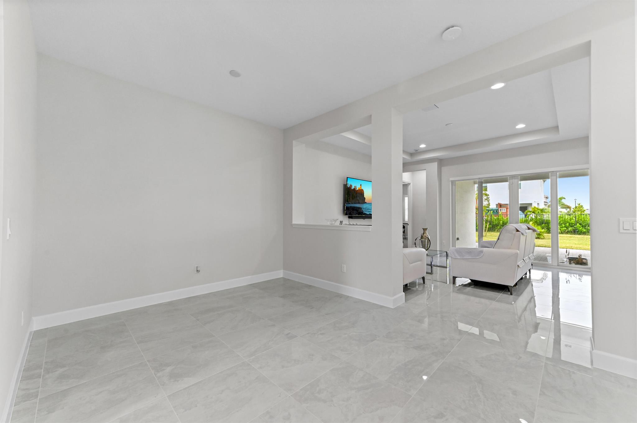 PINES OF WESTLAKE - Residential Lease