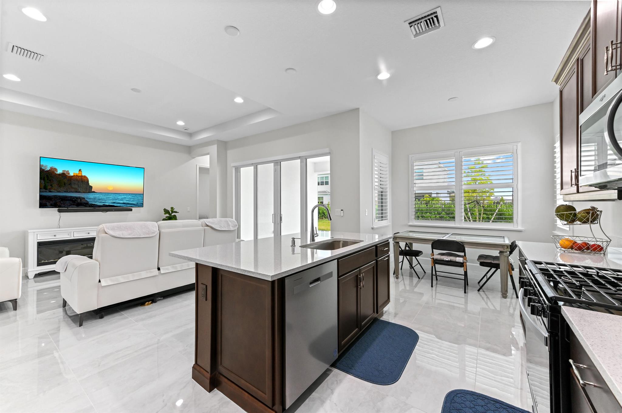 PINES OF WESTLAKE - Residential Lease