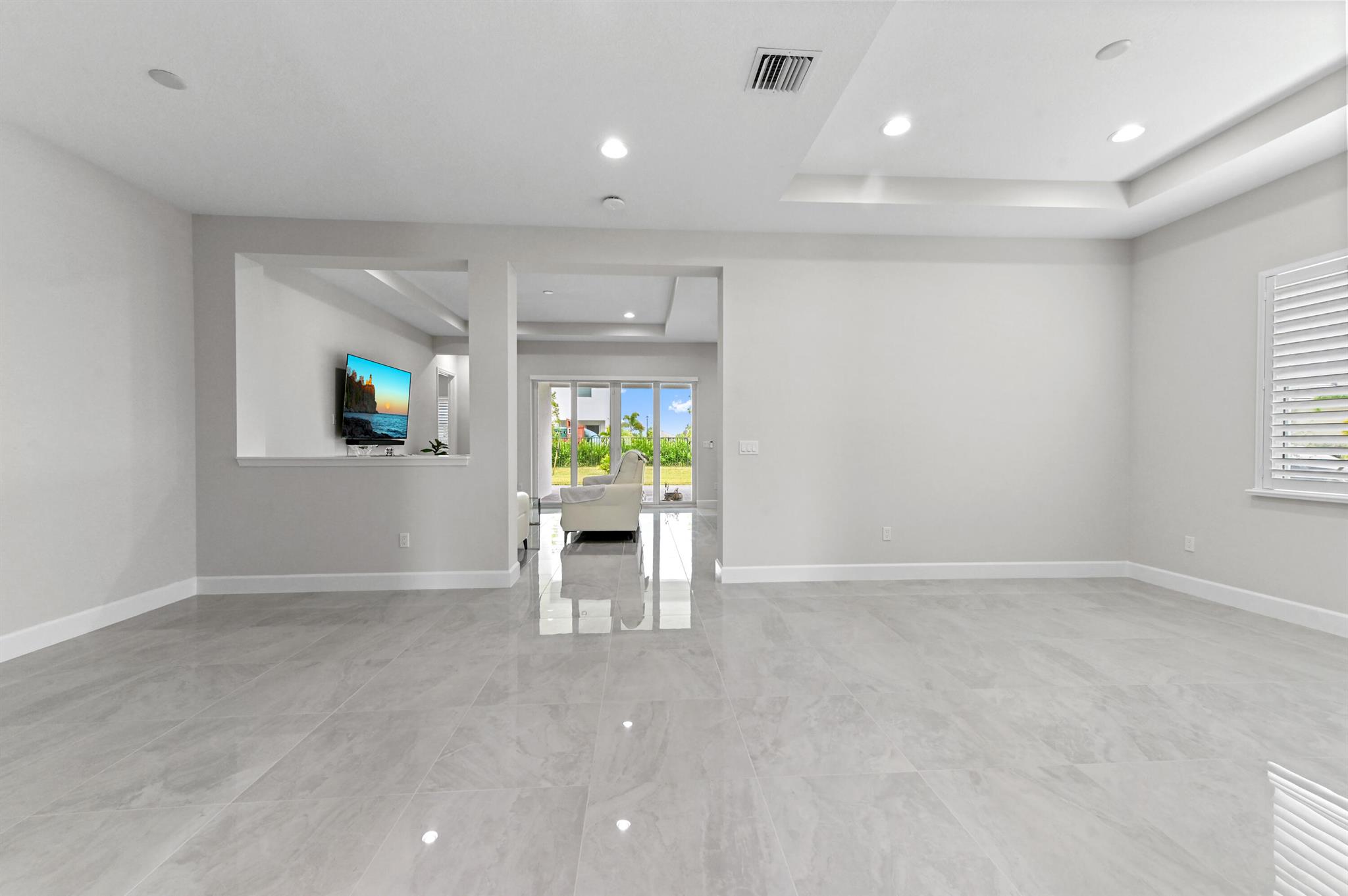 PINES OF WESTLAKE - Residential Lease