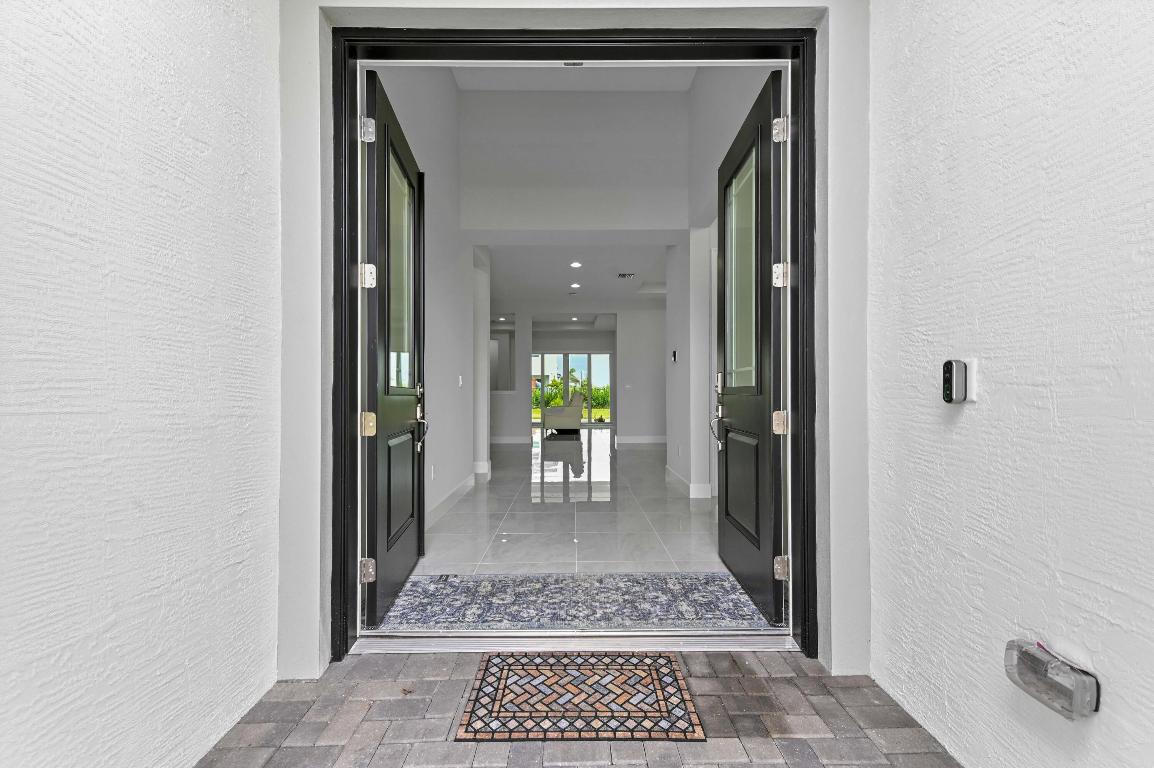 PINES OF WESTLAKE - Residential Lease