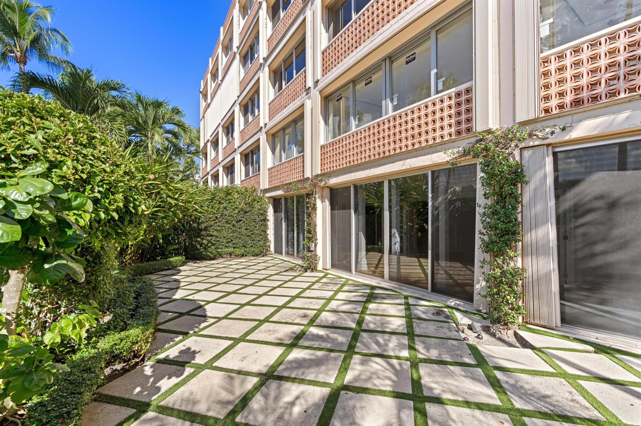 PARK PLACE INC 369 S LAKE - Residential