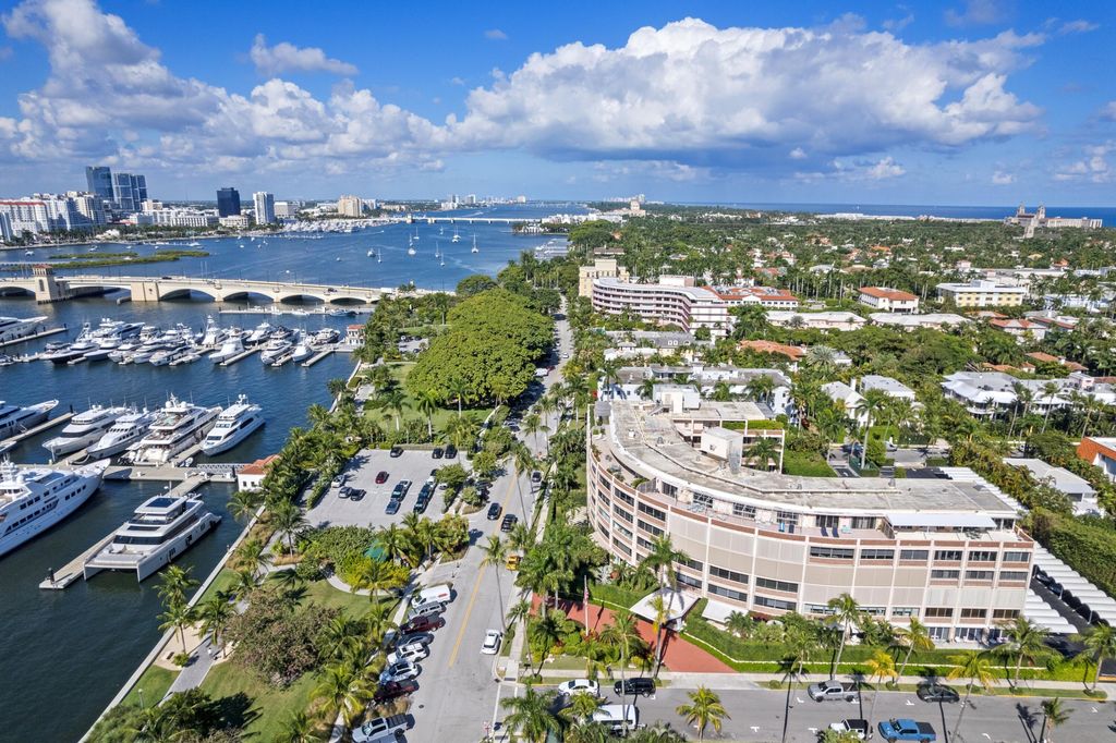 Photo of 369 S Lake Drive #1d, Palm Beach, FL 33480 (MLS # R11144598)