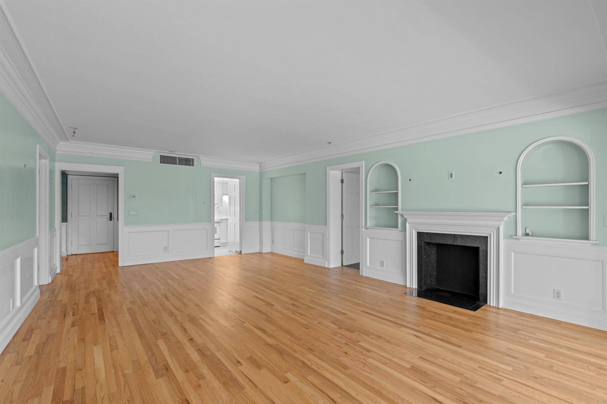 PARK PLACE INC 369 S LAKE - Residential