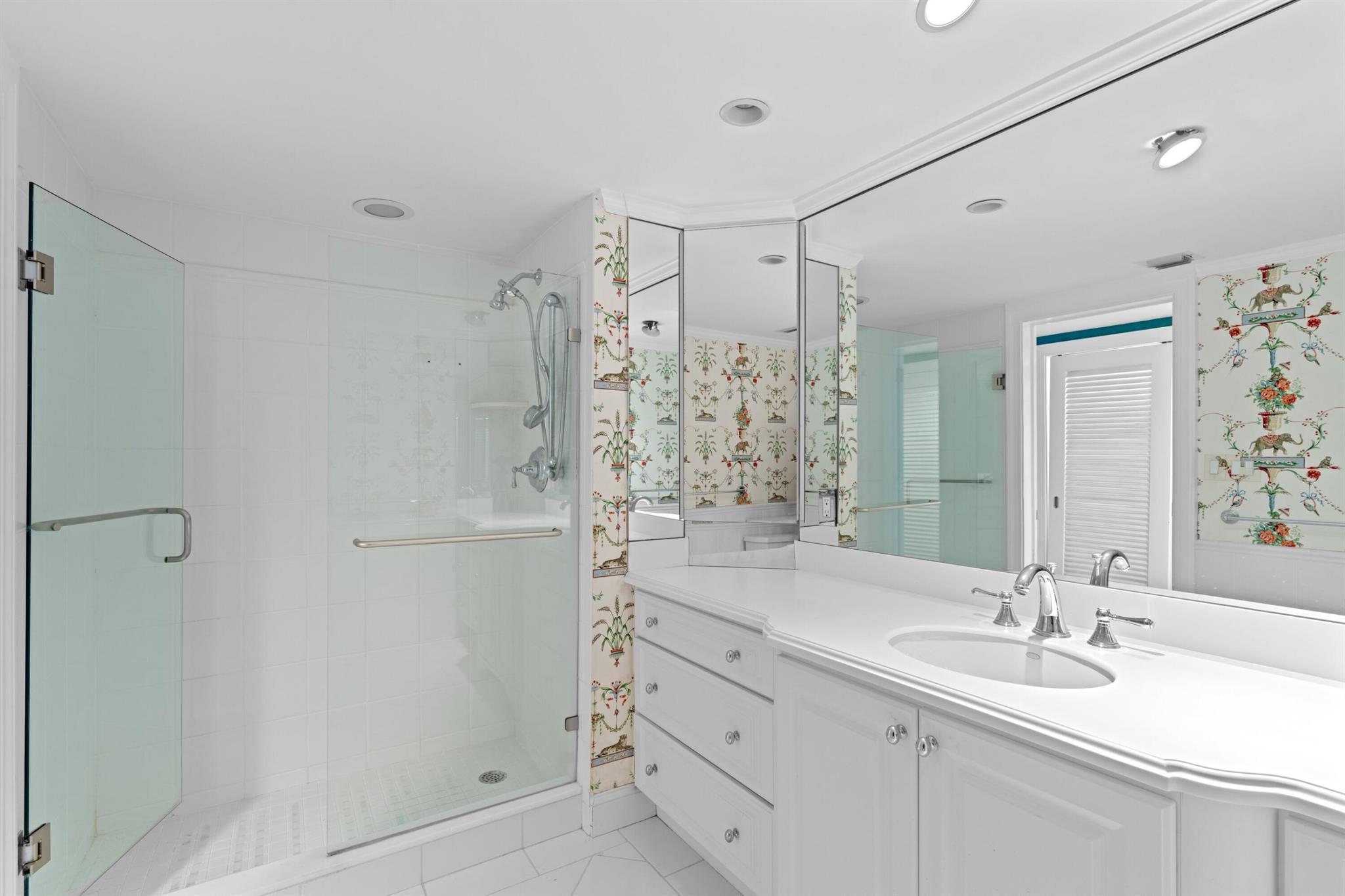 PARK PLACE INC 369 S LAKE - Residential